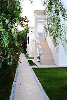 Delita Suite Hotel Turkbuku Golturkbuku